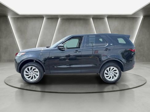 Used 2024 Land Rover Discovery S AWD/4WD image 4