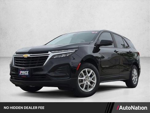 Used 2023 Chevrolet Equinox LS FWD image 1