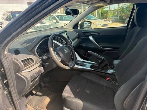 Used 2019 Mitsubishi Eclipse Cross ES FWD image 12