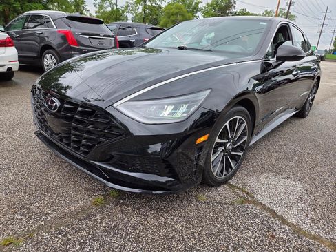 Used 2020 Hyundai Sonata SEL Plus FWD image 2