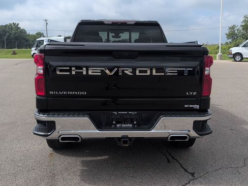 Used 2019 Chevrolet Silverado 1500 LTZ w/ LTZ Plus Package AWD/4WD image 4