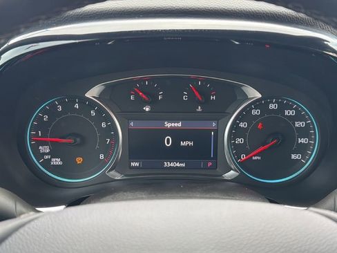 Used 2023 Chevrolet Traverse LT FWD image 18