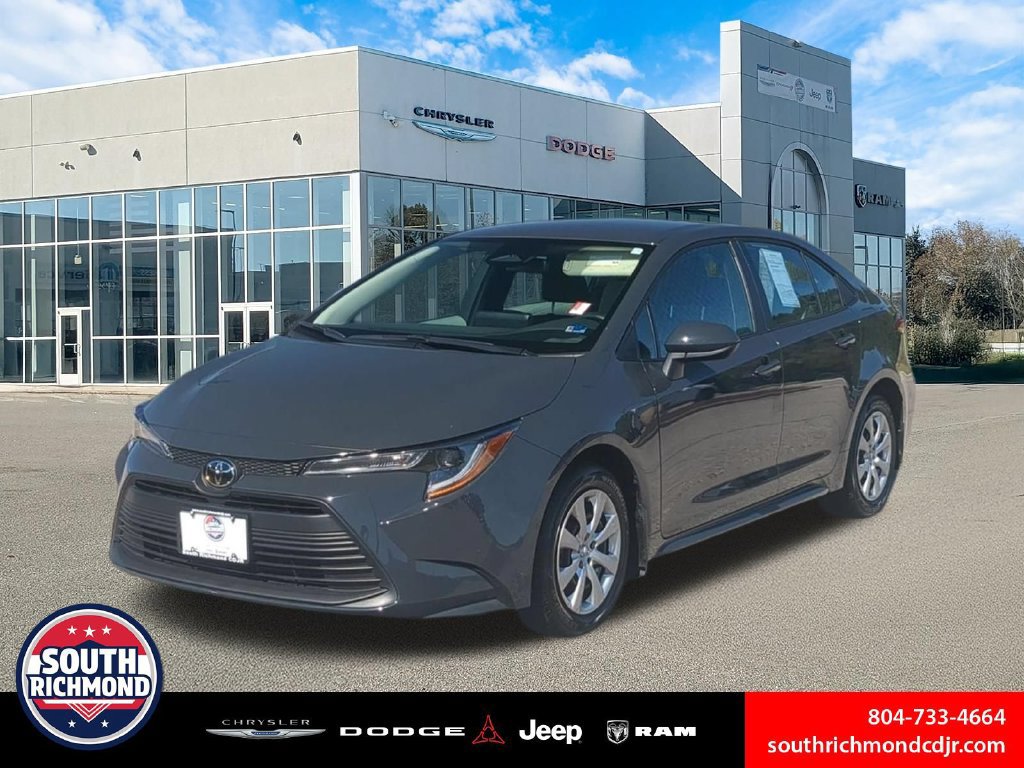 Used 2026 Toyota Corolla LE FWD image 1