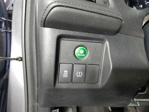 Used 2021 Honda HR-V LX image 27