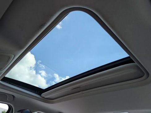 Used 2014 MAZDA MAZDA3 i Grand Touring image 25