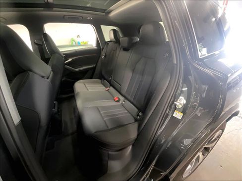 Used 2025 Audi Q6 e-tron Premium Plus w/ Premium Plus image 27