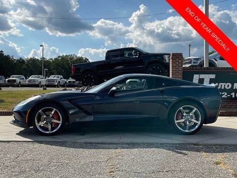 Used 2014 Chevrolet Corvette Stingray Coupe image 4