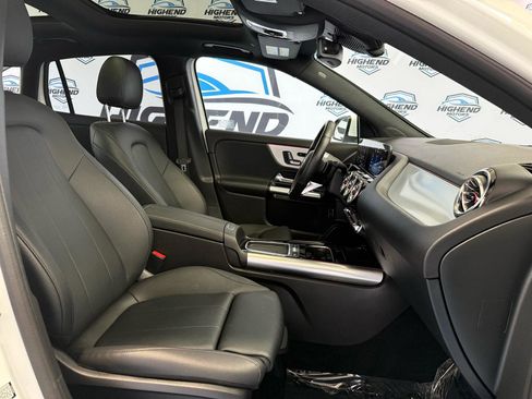 Used 2025 Mercedes-Benz GLA 250 4MATIC w/ Winter Package image 22
