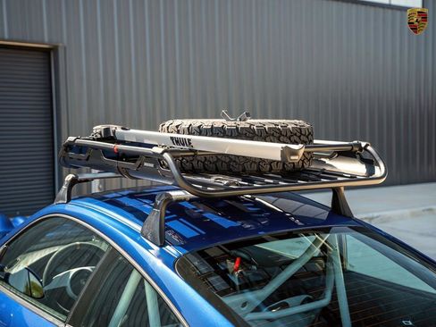 Used 2010 Porsche 911 Carrera 4 image 17