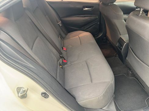 Used 2020 Toyota Corolla LE FWD image 14