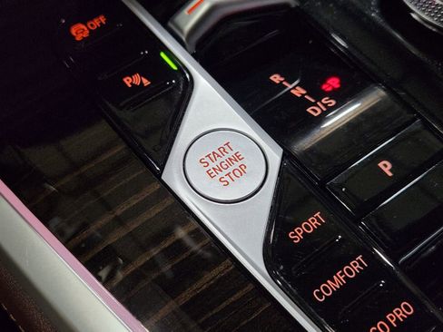 Used 2024 BMW X5 xDrive40i w/ Climate Comfort Package image 40