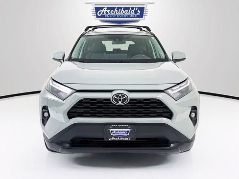 Used 2023 Toyota RAV4 XLE Premium AWD/4WD image 2