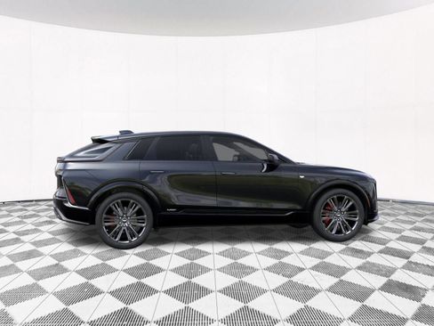 New 2026 Cadillac Lyriq V AWD/4WD image 11