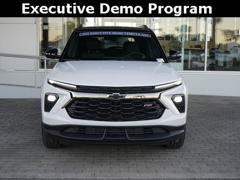 Used 2026 Chevrolet TrailBlazer RS w/ Convenience Package image 3