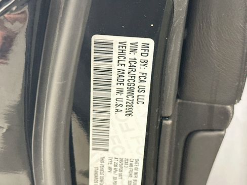 Used 2021 Jeep Grand Cherokee Overland AWD/4WD image 12