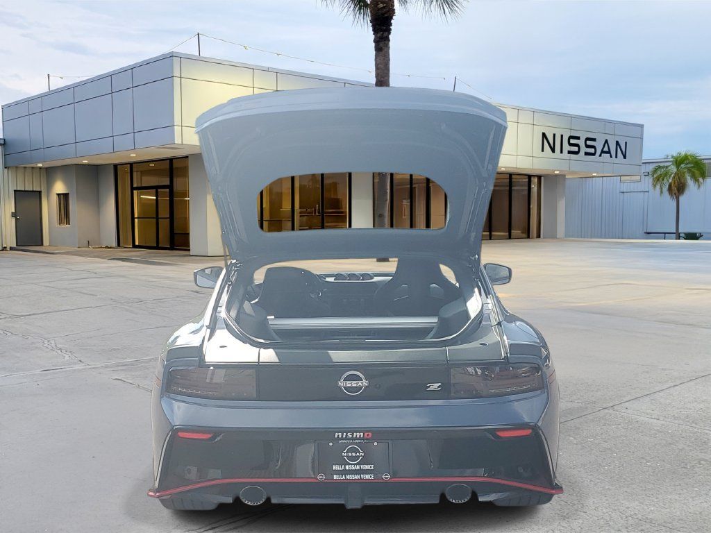 Used 2026 Nissan Z NISMO w/ Floor Mat Package RWD image 13
