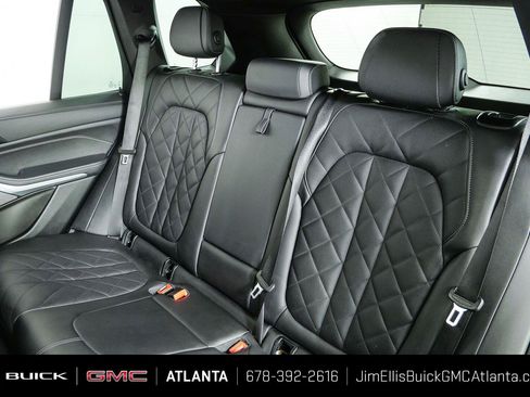 Used 2024 BMW X5 sDrive40i w/ Premium Package RWD image 15