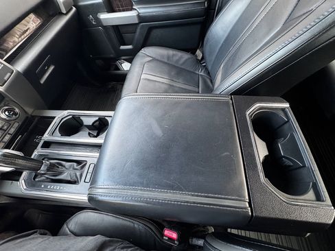 Used 2016 Ford F150 Platinum w/ Technology Package image 20