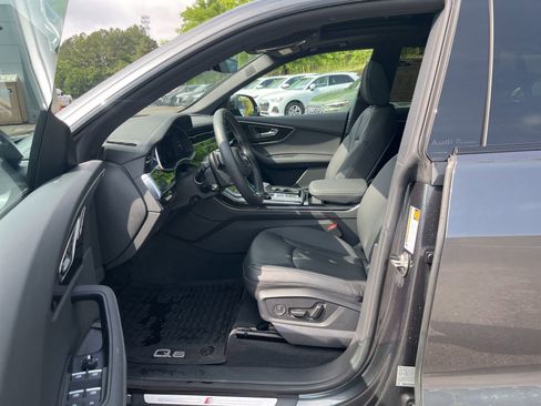 Used 2025 Audi Q8 Premium Plus w/ Premium Plus Package AWD/4WD image 29