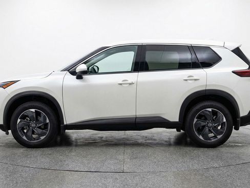 Used 2025 Nissan Rogue SV AWD/4WD image 5