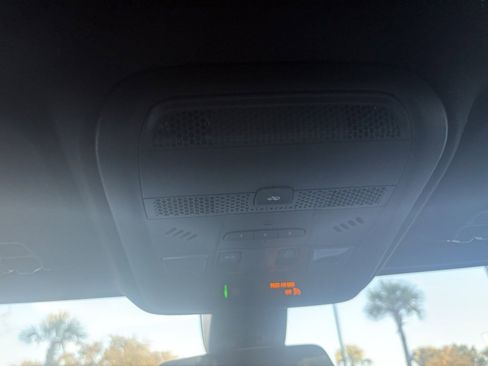 Certified 2025 Cadillac XT5 Premium Luxury image 25