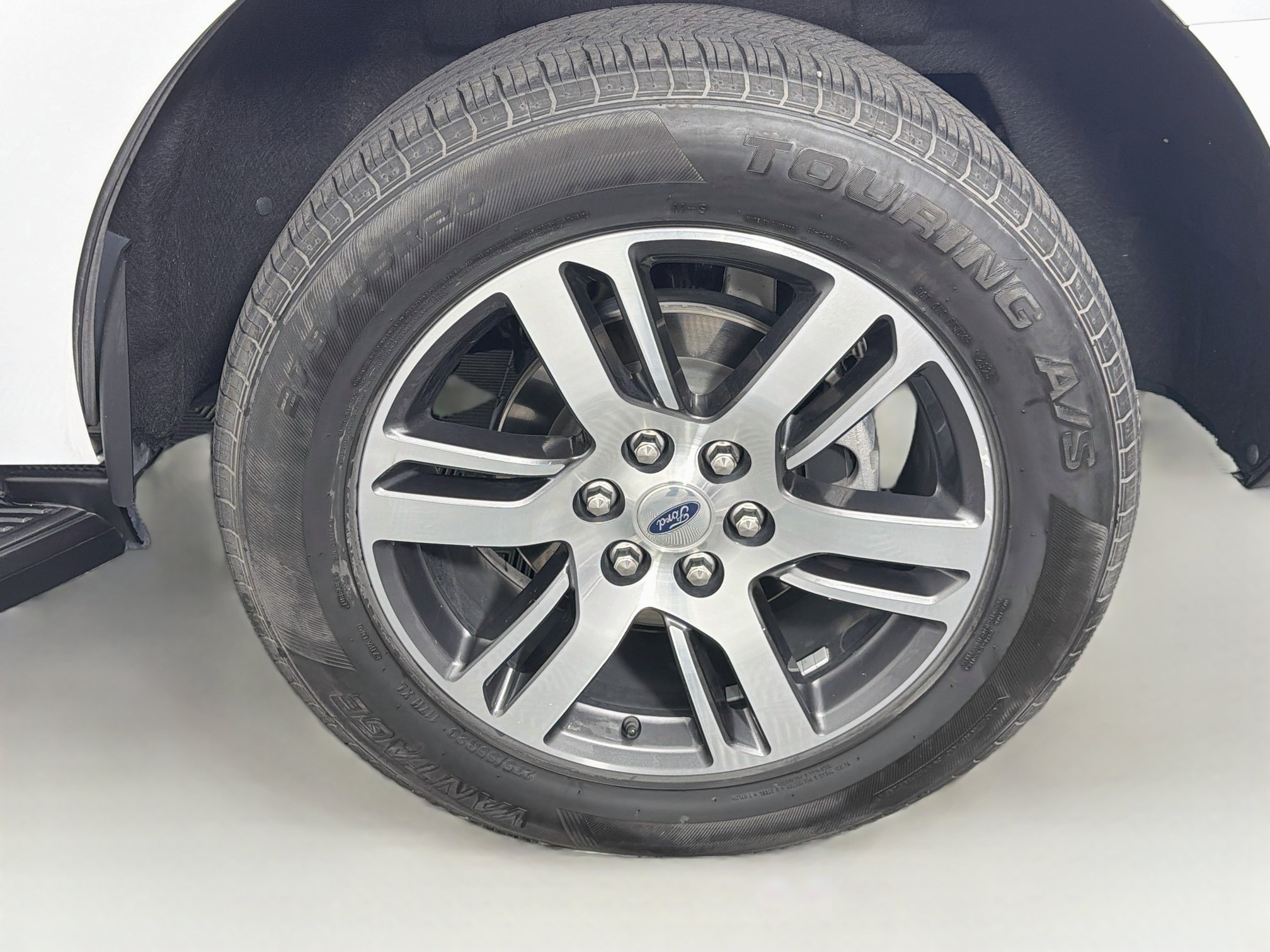 Used 2024 Ford Expedition Limited RWD image 11