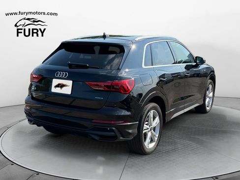 Used 2021 Audi Q3 2.0T Premium w/ Convenience Package AWD/4WD image 4
