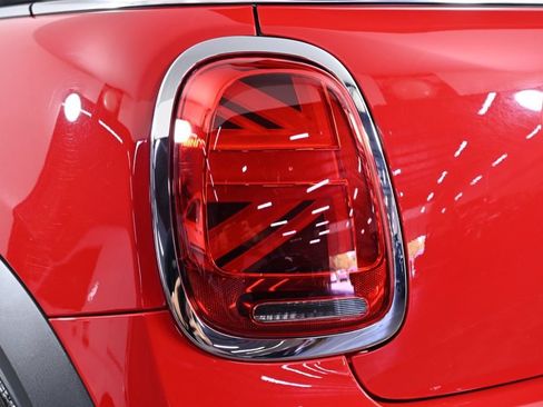 Used 2024 MINI Cooper S w/ Signature Upholstery Package FWD image 8
