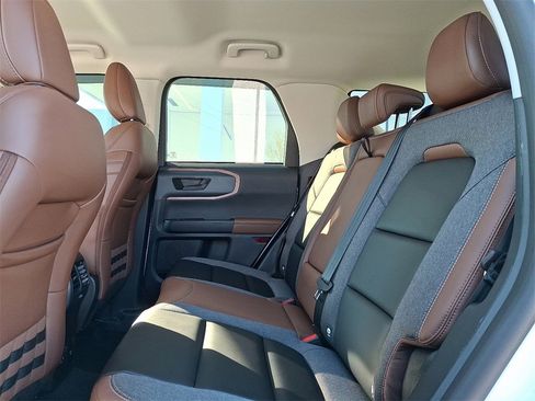 Used 2024 Ford Bronco Sport Outer Banks image 11