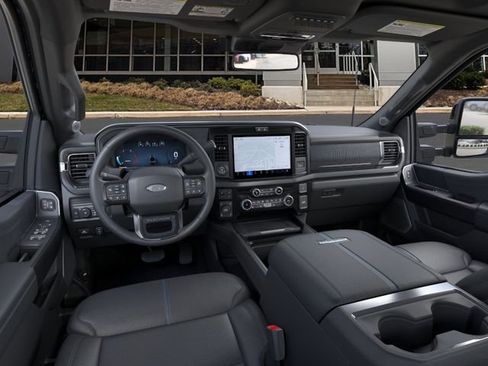 New 2026 Ford F350 Platinum w/ FX4 Off-Road Package AWD/4WD image 9