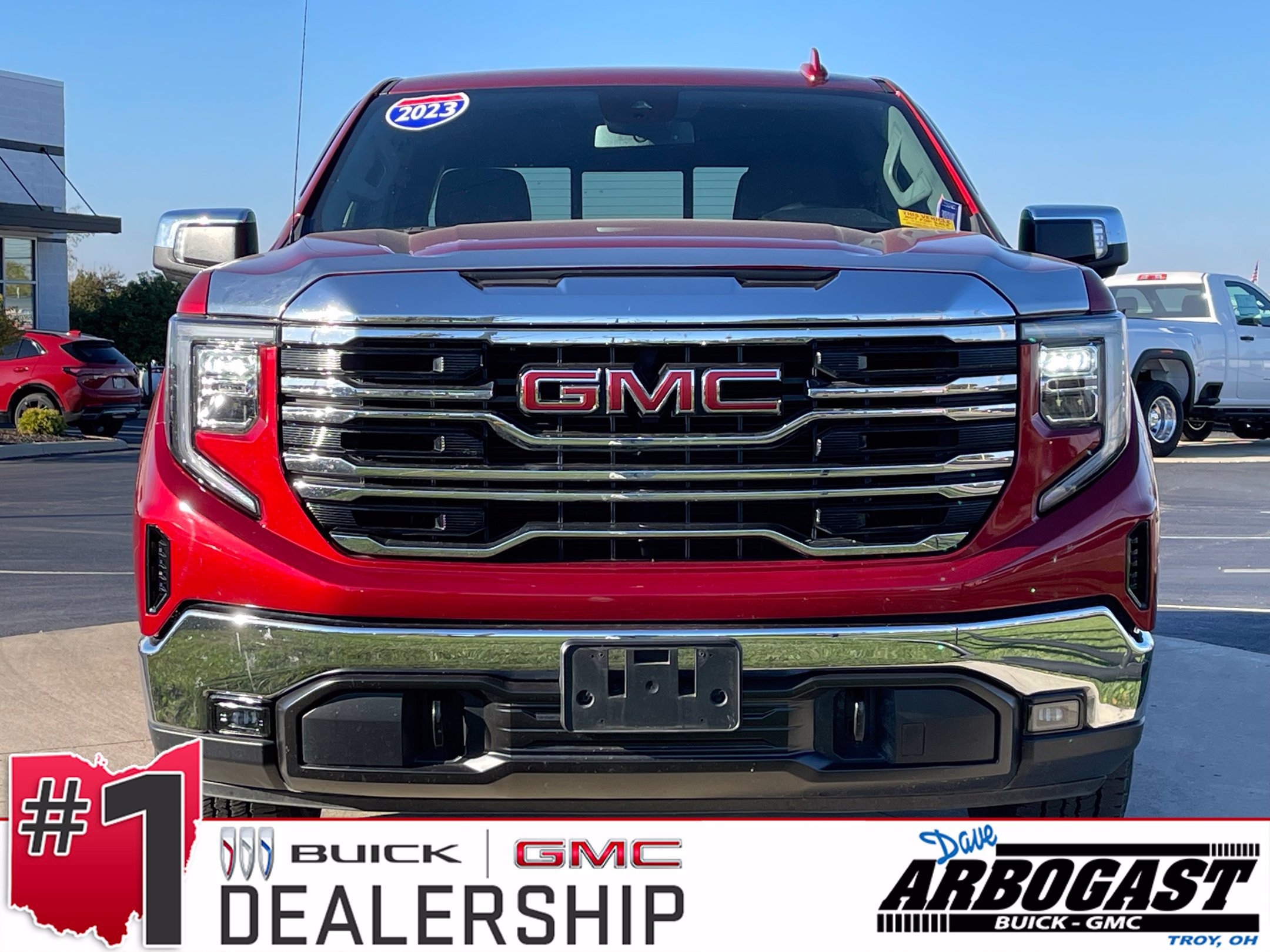 Used 2023 GMC Sierra 1500 SLT w/ SLT Convenience Package AWD/4WD image 1