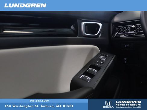 Used 2024 Honda Civic EX-L image 28