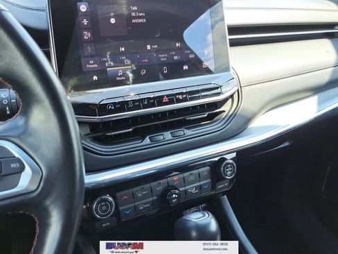 Used 2022 Jeep Compass Limited image 18