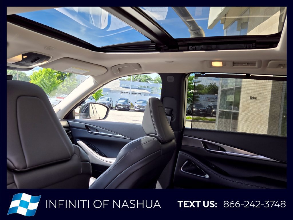 Certified 2026 INFINITI QX60 Luxe w/ Cargo Package AWD/4WD image 11