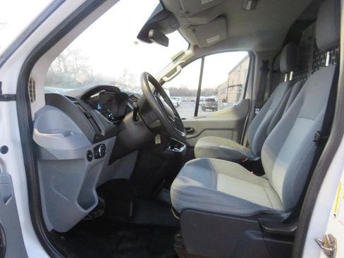 Used 2017 Ford Transit 250 130 Low Roof RWD image 10