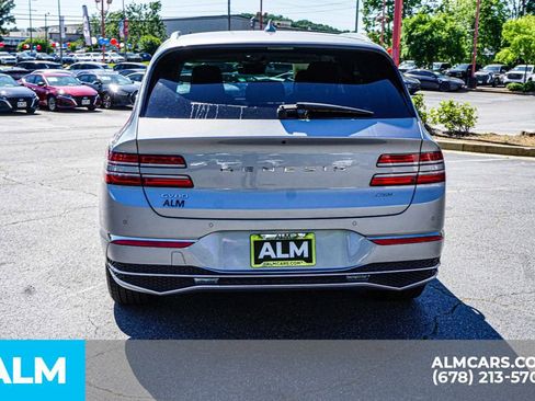 Used 2025 Genesis GV80 2.5T Standard AWD/4WD image 11