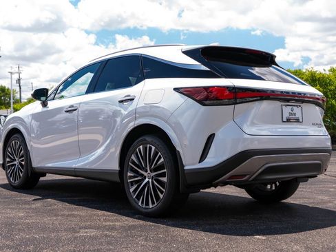 Used 2024 Lexus RX 350 Premium Plus w/ Convenience Package AWD/4WD image 4