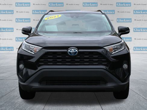 Used 2021 Toyota RAV4 XLE w/ Convenience Package image 2