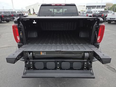 New 2026 GMC Sierra 1500 AT4 w/ Technology Package AWD/4WD image 29