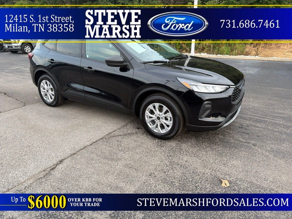 Used 2025 Ford Escape Active FWD 360° Tour