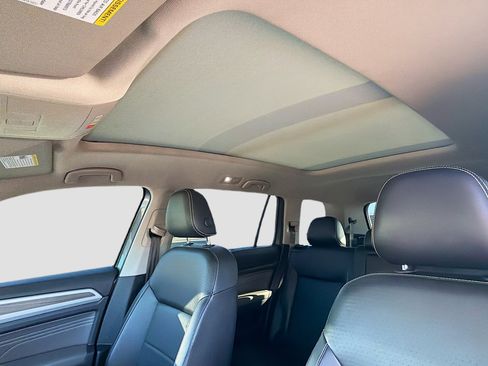 Used 2022 Volkswagen Atlas SEL image 27