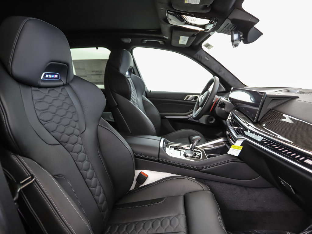 New 2026 BMW X5 M Competition w/ Executive Package AWD/4WD image 32