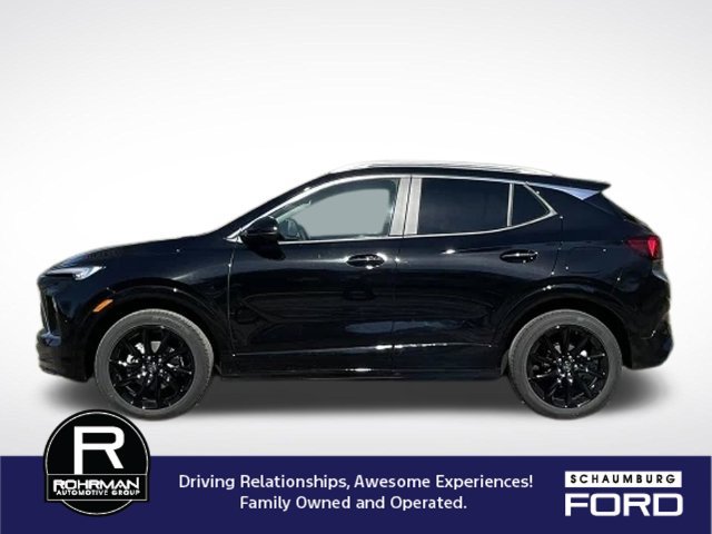 Used 2024 Buick Encore GX Sport Touring FWD image 2