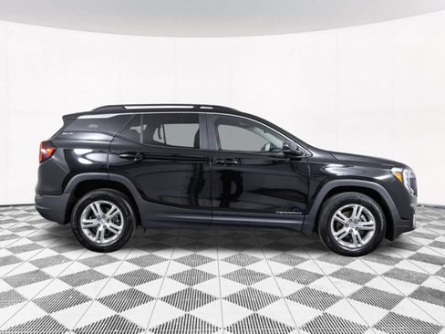Used 2023 GMC Terrain SLE w/ Driver Convenience Package FWD image 20