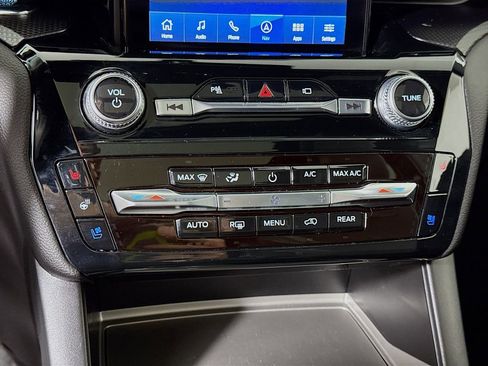 Used 2022 Ford Explorer ST w/ Equipment Group 401A image 8