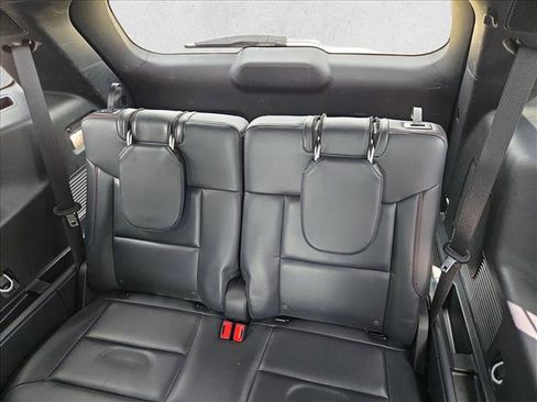 Used 2025 Ford Explorer ST-Line image 19