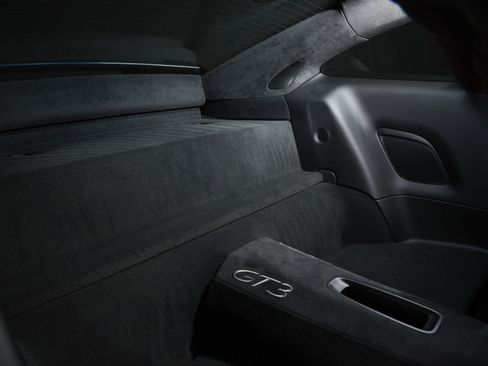 Used 2015 Porsche 911 GT3 image 25