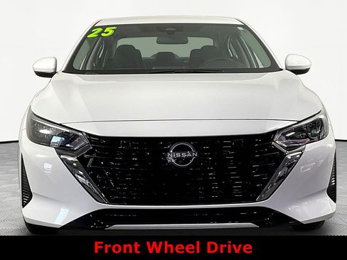 Used 2025 Nissan Sentra S FWD image 2