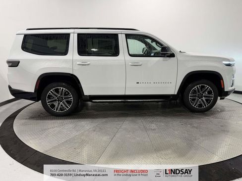 New 2026 Jeep Grand Wagoneer w/ Premium Group I image 8