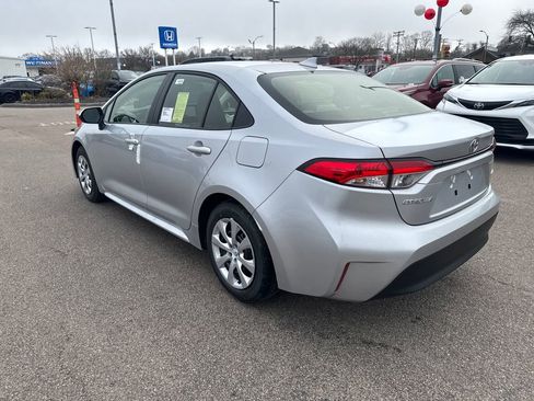 New 2026 Toyota Corolla LE FWD image 5